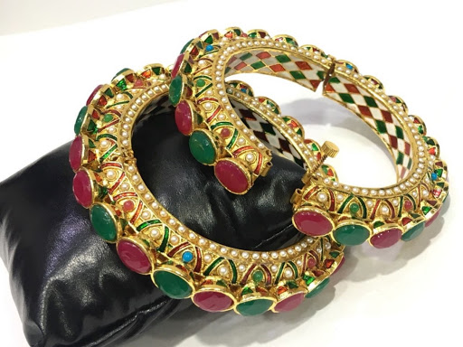 High class fashion jewellery