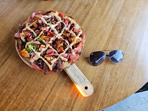 Adobe Pizza - Visual