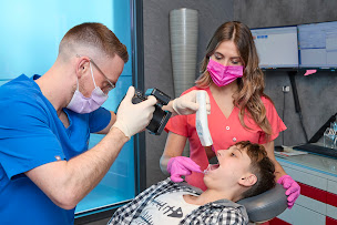 Photo n°3 de Dr GUILLERMIN Anthony Louis - Pratique réservée à l'orthodontie à Antony (Dentiste)