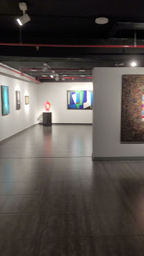 House of Ecuadorian Culture by null
