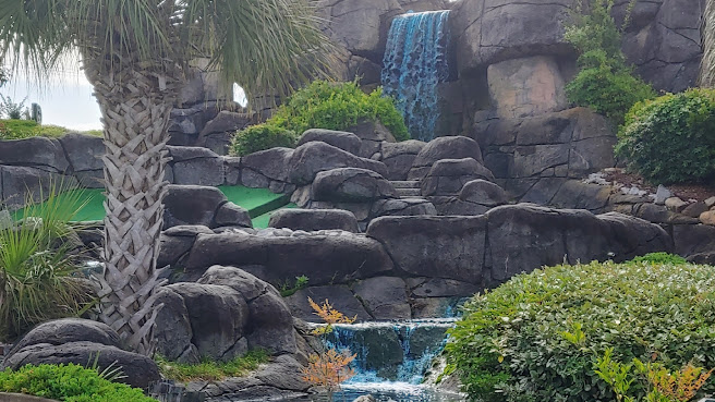 Gilligan's Island Funland by null