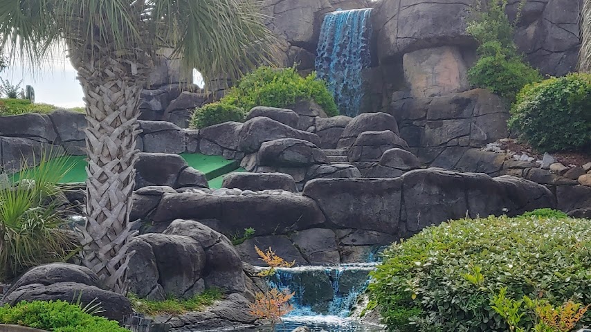 Gilligan's Island Funland by null