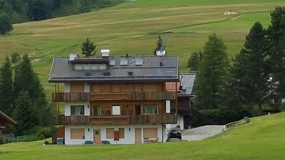 Photos of Lajadira