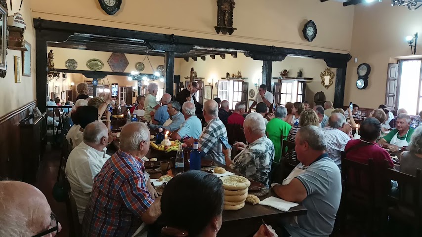 Mesón los Templarios y Villasirga by null