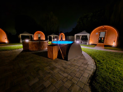 VICOLUNGO Glamour Lodge & Spa Via Case Sparse, 1, 28060 Vicolungo NO, Italia