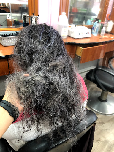 Johana’s Hair Salon Gallery - United States
