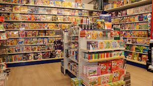 Photo n°6 de JouéClub Aire sur l'Adour à Aire-sur-l'Adour (Magasin de jeux de cartes/jeux de plateaux)