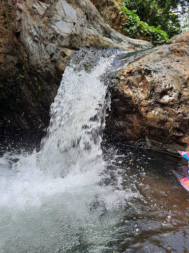 Cristo Te Ama Waterfall