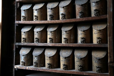 Stabler-Leadbeater Apothecary Museum