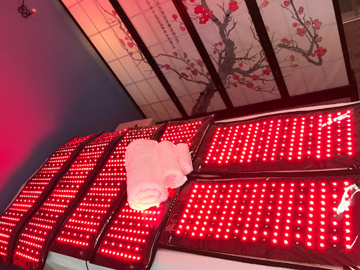 Enlighten Red Light Therapy Center - Thumbnail