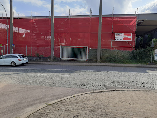 An der Saarlandhalle 3 Parking