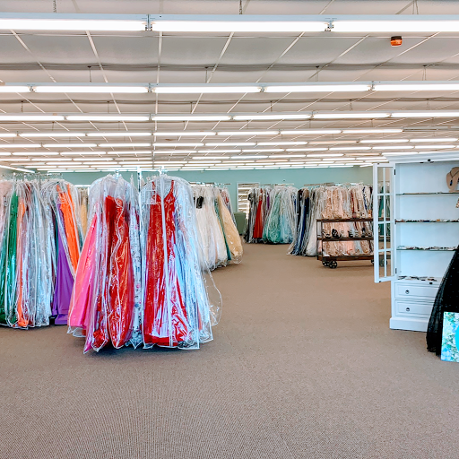Élan Formals & Boutique - Thumbnail