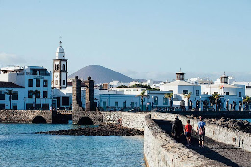 Tecnocasa agencia inmobiliaria ARRECIFE