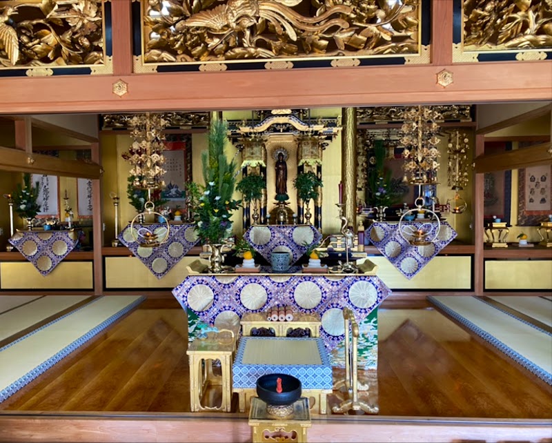 真宗大谷派 是久山 光明寺（お東さん）