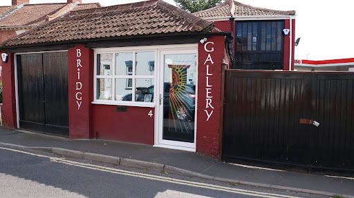 Bridgy Gallery