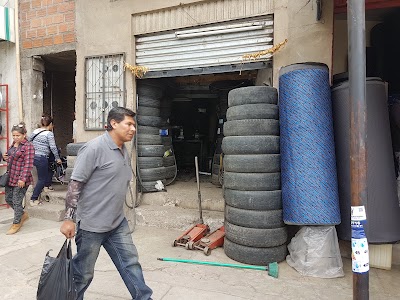 Photos of Huayna Capac Av Aroma Y