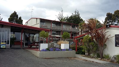 Photos of Manapouri Lakeview Motor Inn