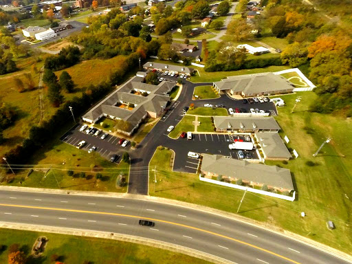Carriage House Inn