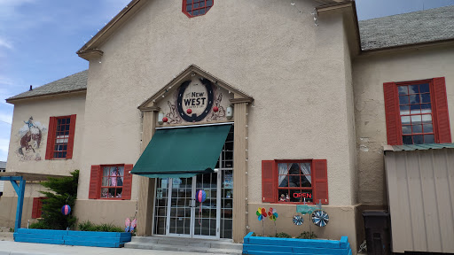 Bolt Ranch Store - Visual