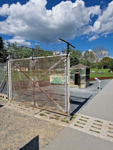 Monument DDR-Grenzmauer - Thumbnail