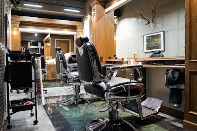 @110 BARBER SHOP continental【ワンワンオーコンチネンタル】 メンズカット/フェード/眉毛/理容室