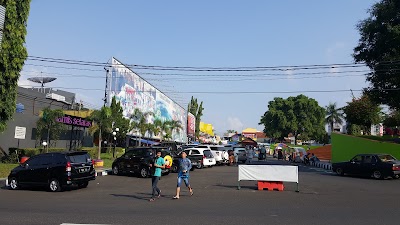 Photos of Giant Supermarket Ciamis Mall