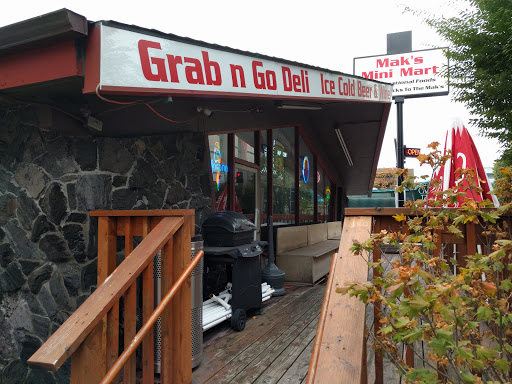 Mak's Mini Mart - Visual