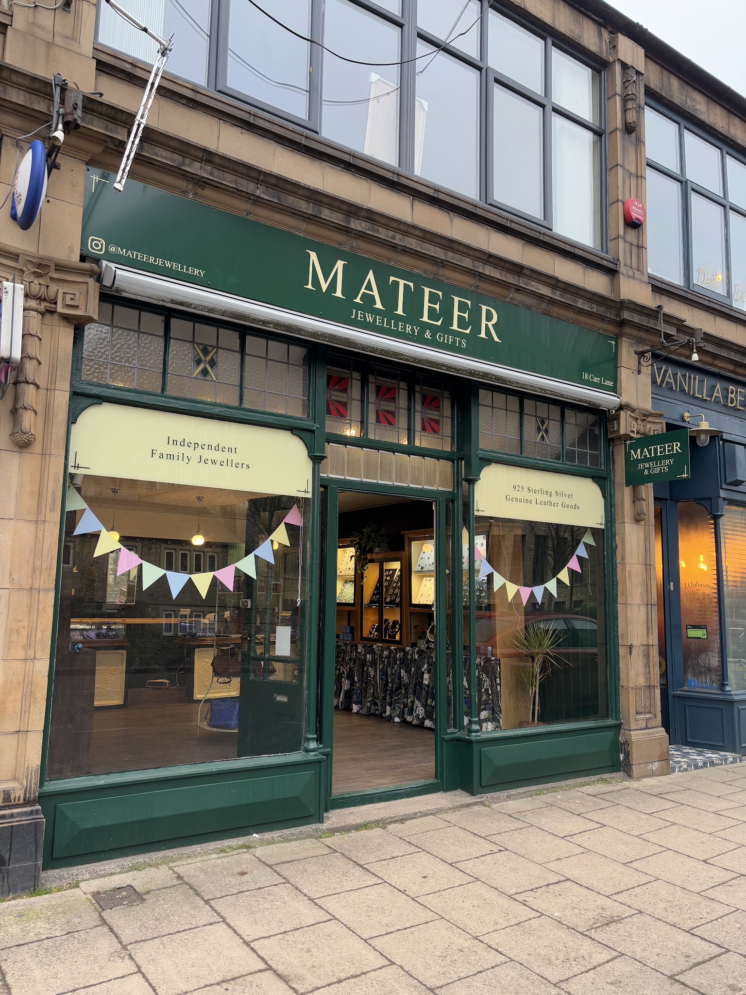 Mateer Jewellery & Gifts - Jewellery - photo 1