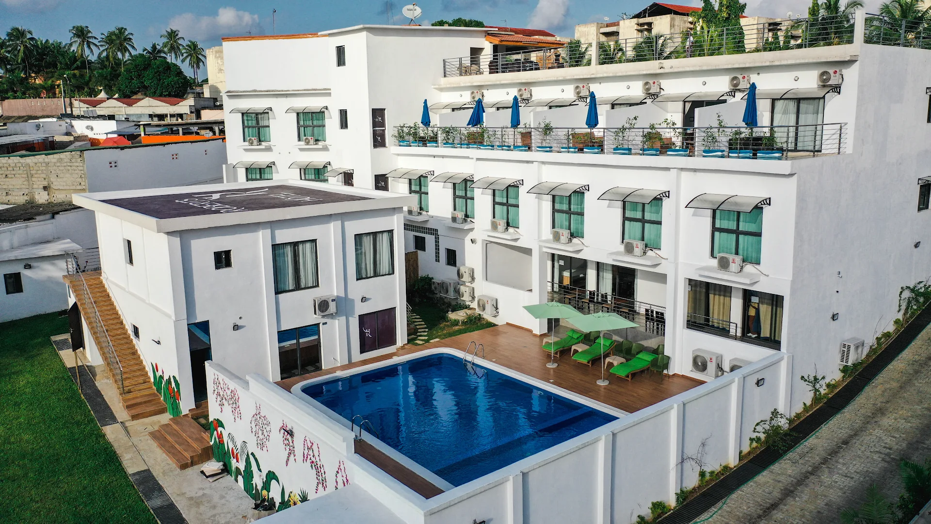 Robert's Hotel