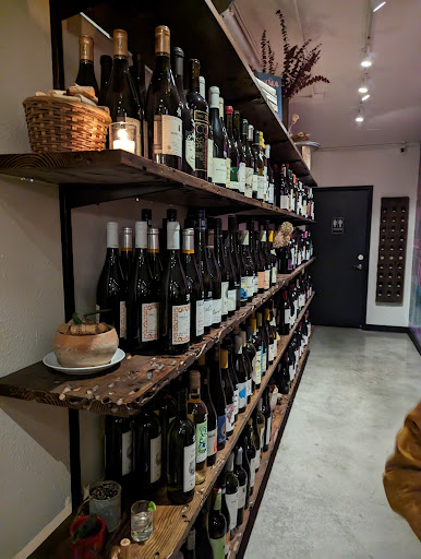 Queen Anne Bottle Shop - Thumbnail