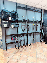 Photo n°9 de Cycles Feutrier - Marmande à Marmande (Magasin de réparation de vélos)