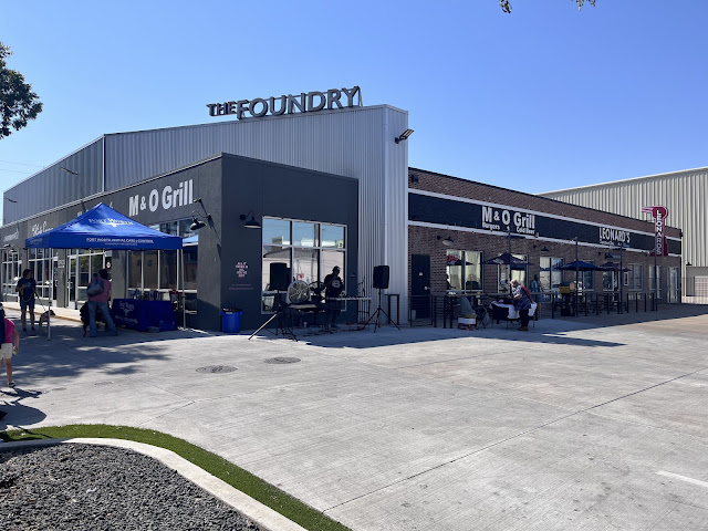 M&O Station Grill + Cocktail Lounge by null