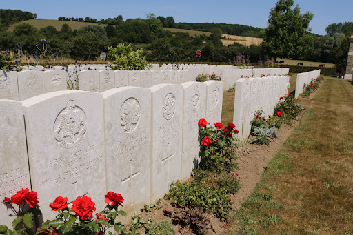 Pernes British Cemetry - Thumbnail