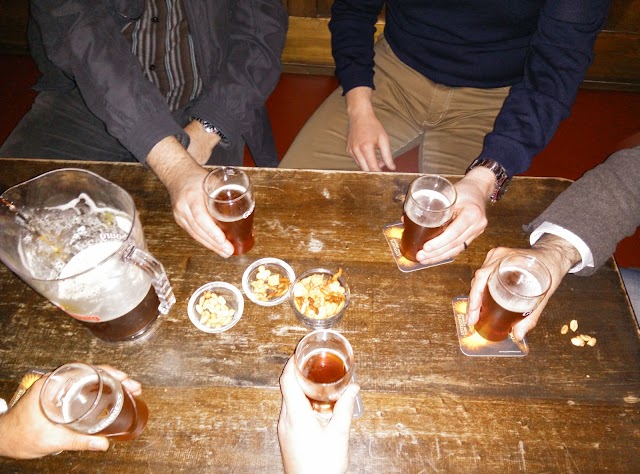 Flannery's Irish Pub