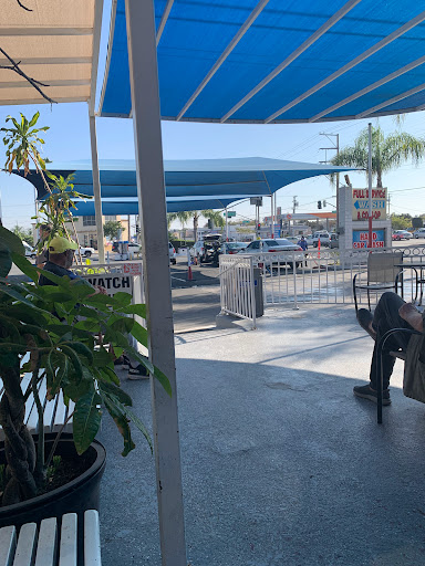 Bixby Knolls Car Wash Logo