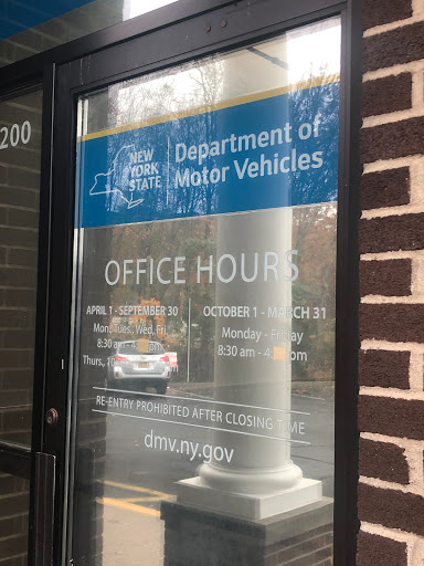 New York State DMV - Riverhead - Thumbnail