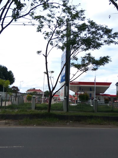 Photos of Pertamina gas station 64.701.11