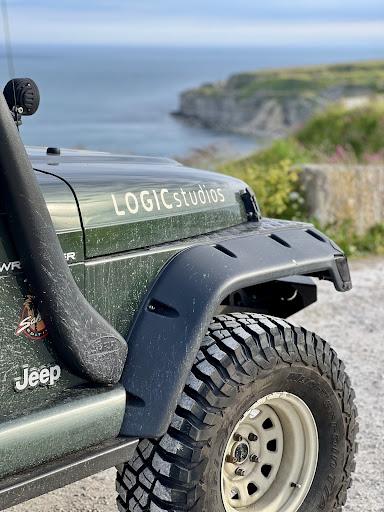Logic Studios - Visual