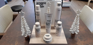 Photo n°8 de L'Atelier Coiffure à Vendôme (Salon de coiffure)