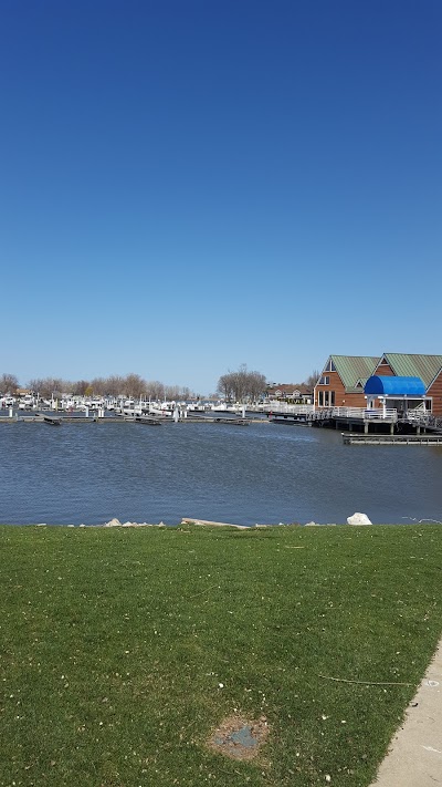 Castaway Bay Marina