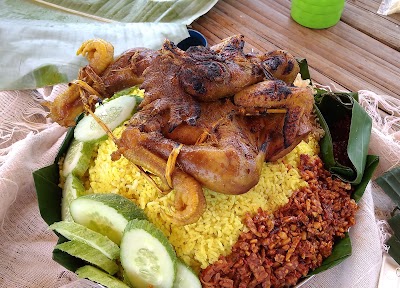 Photos of Bengkel Perut "Bi'Nap"