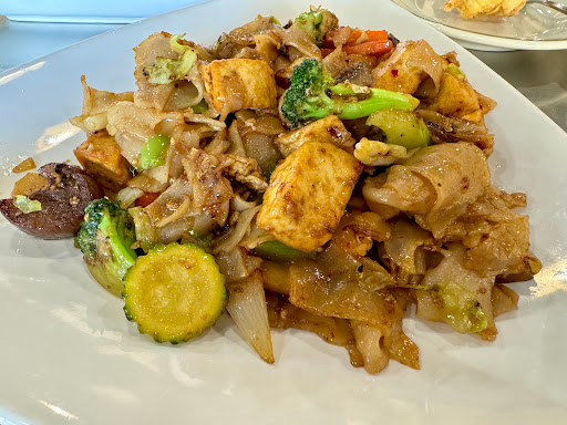 Aung's Bangkok Cafe - Thumbnail