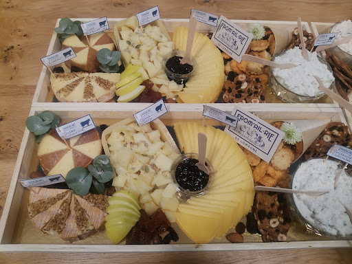 Photo 3 - La From'ail-rie de Lomagne - fromagerie - charcuterie - épicerie fine - vin