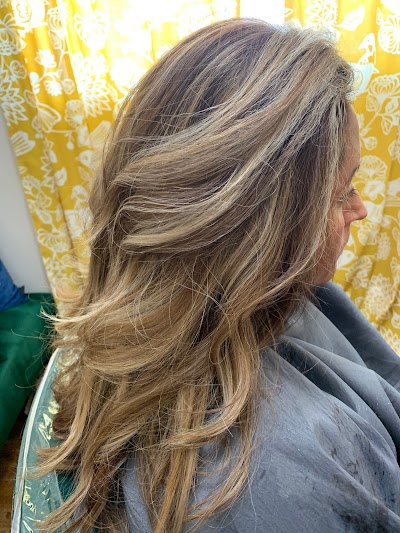 KINX hair by margie at Salon 927