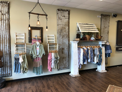 Artistic Works By Lu - Women's clothing and jewelry boutique in Springfield, MO - Thumbnail