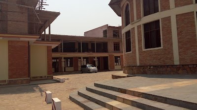 Photos of Eglise Catholique Regina Pacis