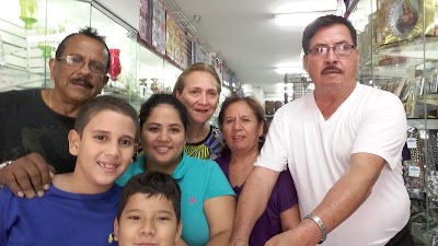 Photos of Supervivencia