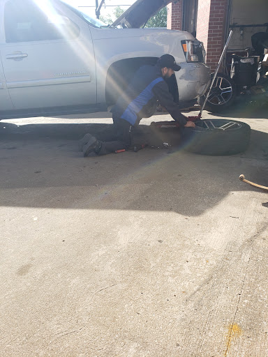 Nova's Tire & Auto