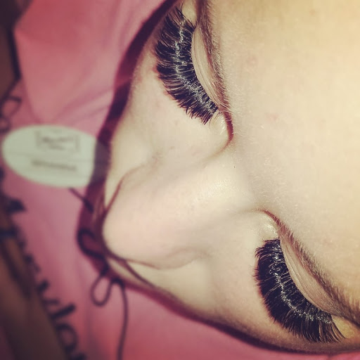 Pixie Lashes Extensions - Thumbnail