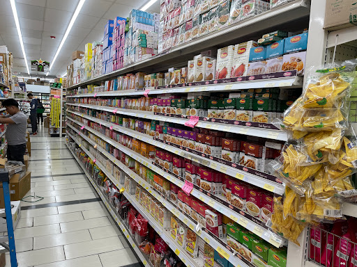 Star Bazaar - Visual